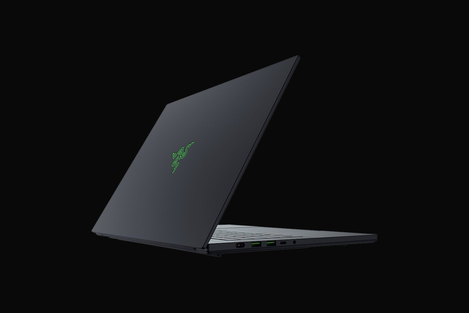 Razer Blade 16 QHD+ 240 Hz OLED GeForce RTX 5090 Gaming Laptop Black